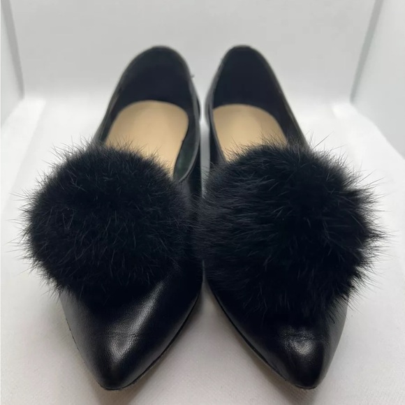 Gabriella Women’s Leather Black Fur Ball Fluffy Toe Pom Pom Bow Shoes Flats - Picture 2 of 10
